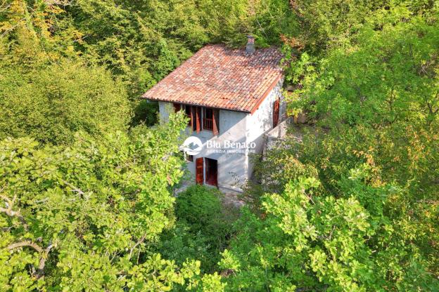 Rustico in vendita a Navazzo