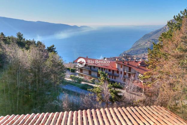 Villa mit herrlichem Seeblick in Tignale