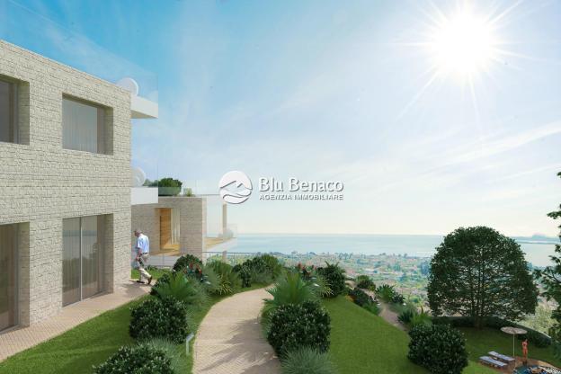 Luxury Attico with lake view on sale in Maderno