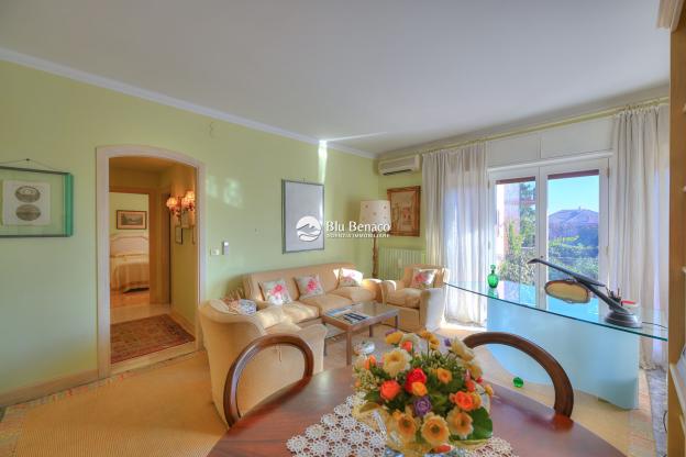 Elegante Drei-Zimmer-Wohnung in Maderno zu verkaufen