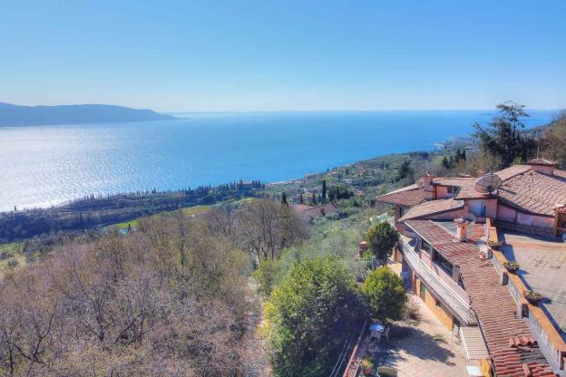 Villa unifamiliare in vendita a Toscolano Maderno