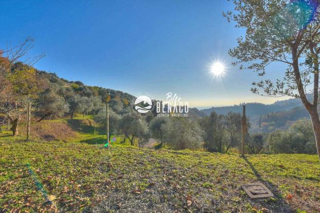 Building land in Toscolano Maderno