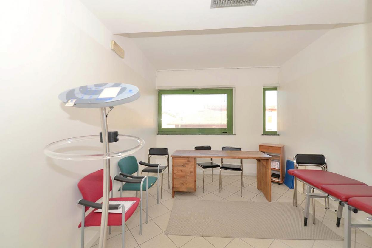 Office on sale in Toscolano Maderno