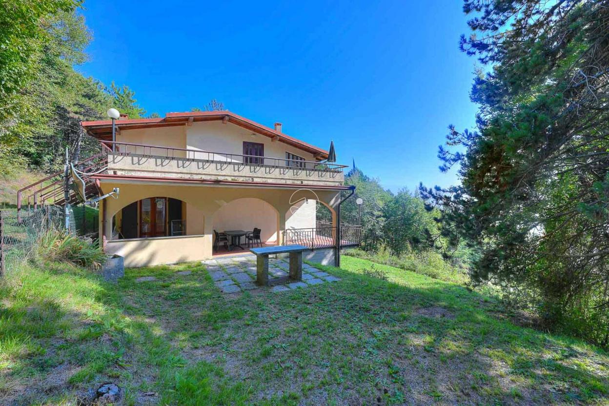 Villa with wonderful lake view in Tignale